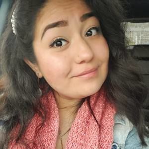 Meet your Posher, Casandra del rocio